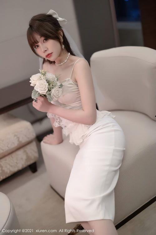 公司交换：老板与女职员,职场关系的微妙平衡